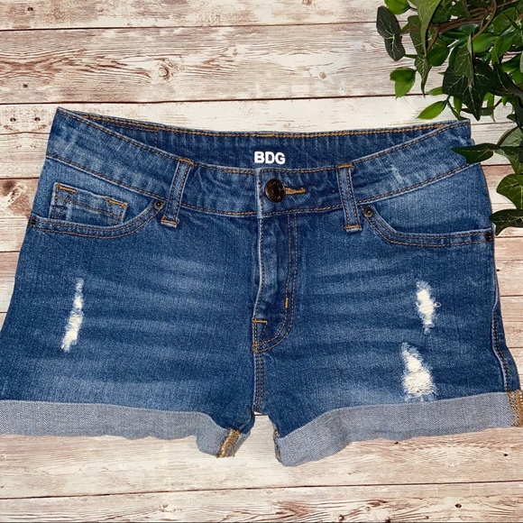 Urban Outfitters | BDG Alexa Mid Rise Shorts sz 25 - Picture 1 of 6